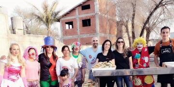 Festejo del día del niño en el merendero \