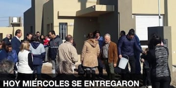 Entrega de viviendas PROMUVI\u002E