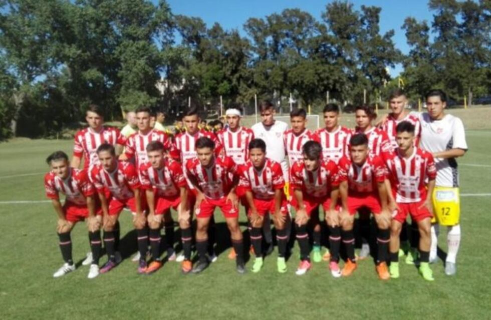Instituto no afloja: los pibes de la 6ª de AFA gritaron campeón