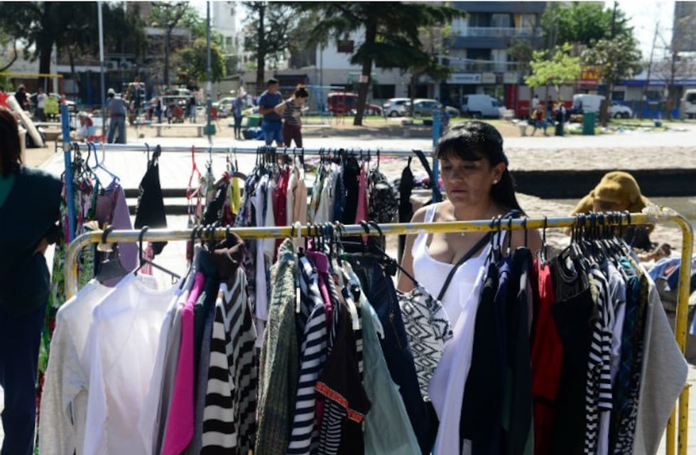 La Municipalidad planea mudar a los feriantes del Parque Las Heras