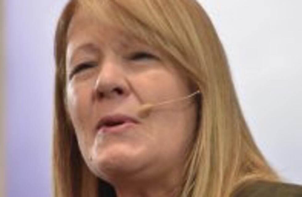 Para Stolbizer, la salida de Prat Gay muestra "cierto grado de desorientación en el Gobierno"