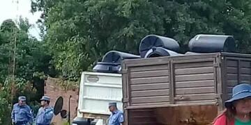 Llegaron los tanques cisterna unas horas después que se inició el corte