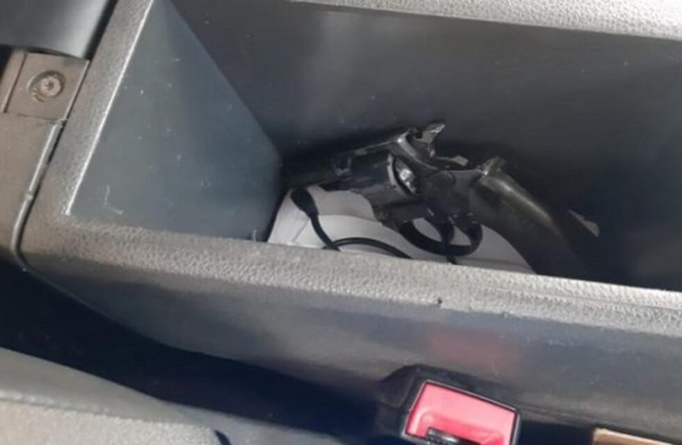 Gendarmería secuestró un arma durante un control rutero en Eldorado