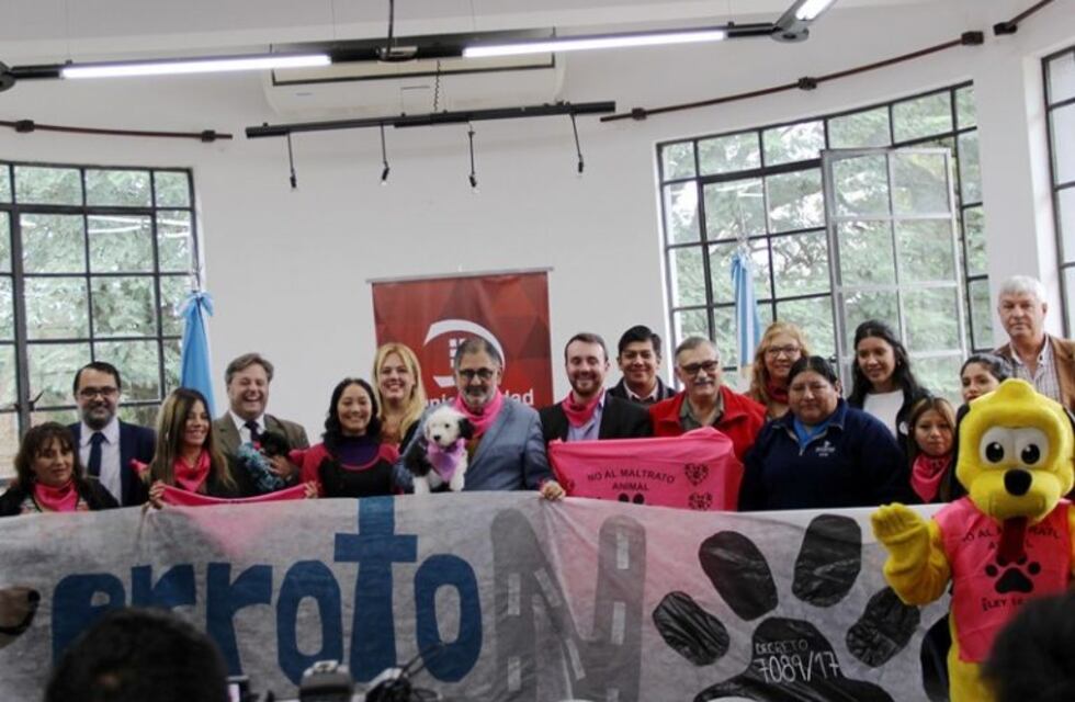 Se viene el "Perrotón" en el Xibi Xibi