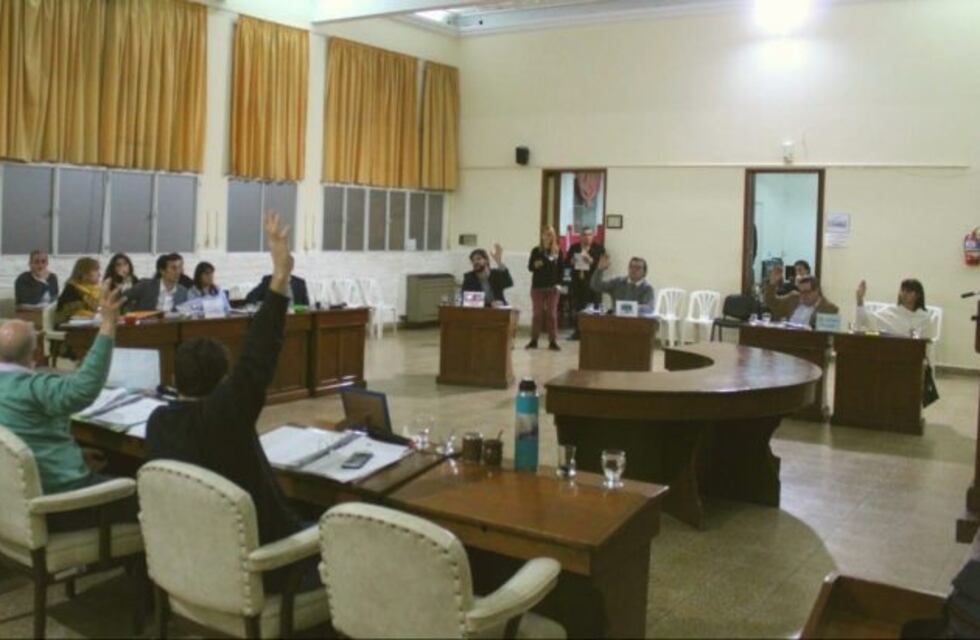 Basural a cielo abierto: aprobaron la toma de crédito para la compra de equipamiento