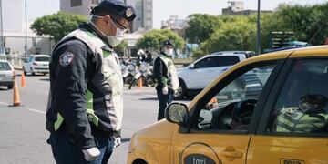 Por ahora, los permisos para circular en Córdoba siguen vigentes\u002E