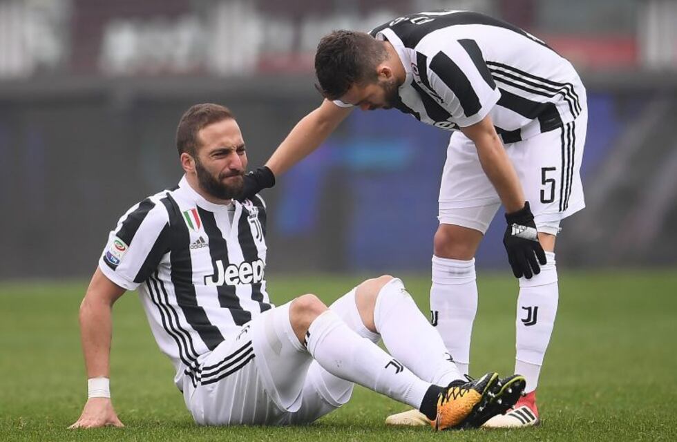 Una buena y una mala para la Selección: volvió Dybala pero se lesionó Higuaín