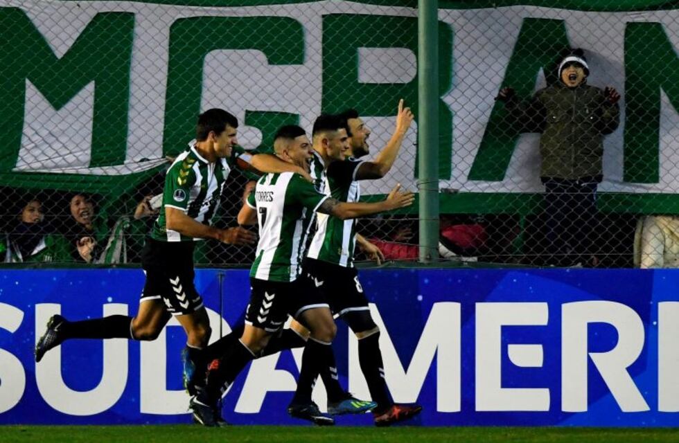 Banfield avanzó a octavos de Sudamericana por la victoria 2-0 sobre Boston River de Uruguay