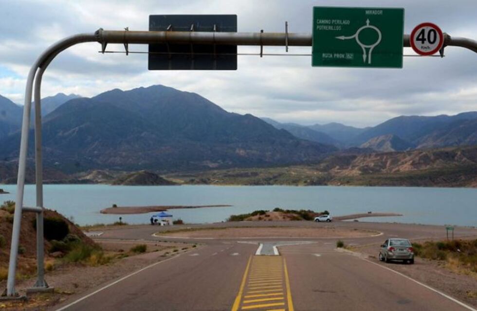Potrerillos, como las Tierras Altas de Escocia: el video que muestra cómo las nubes “borraron” el lago