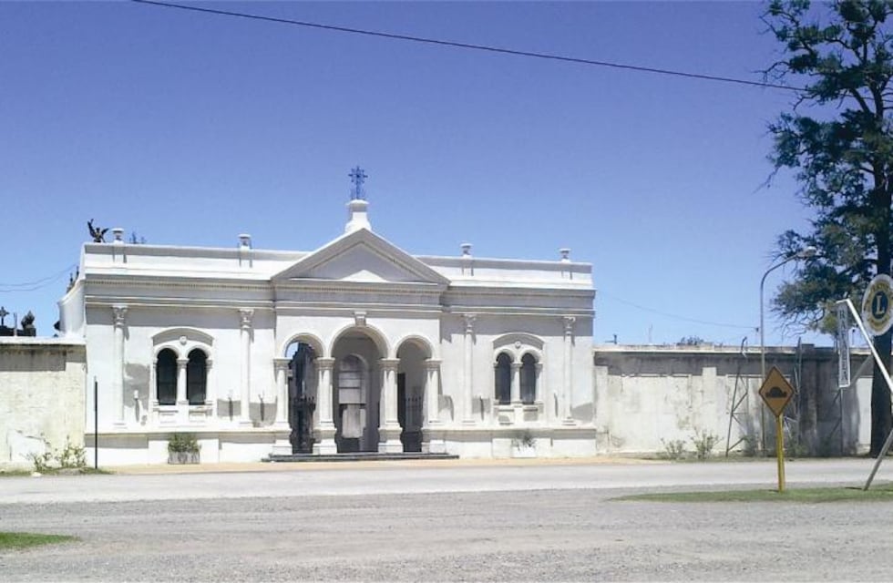 Cementerio: Cambio de horario