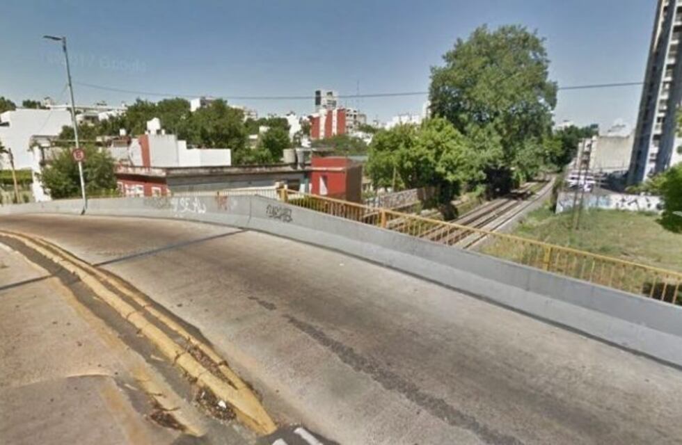 Abusaron de una nena de 13 años en un puente de Colegiales