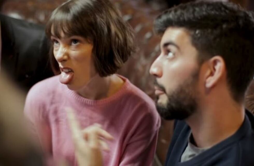 "Problemas de pareja", lo nuevo de Hecatombe!