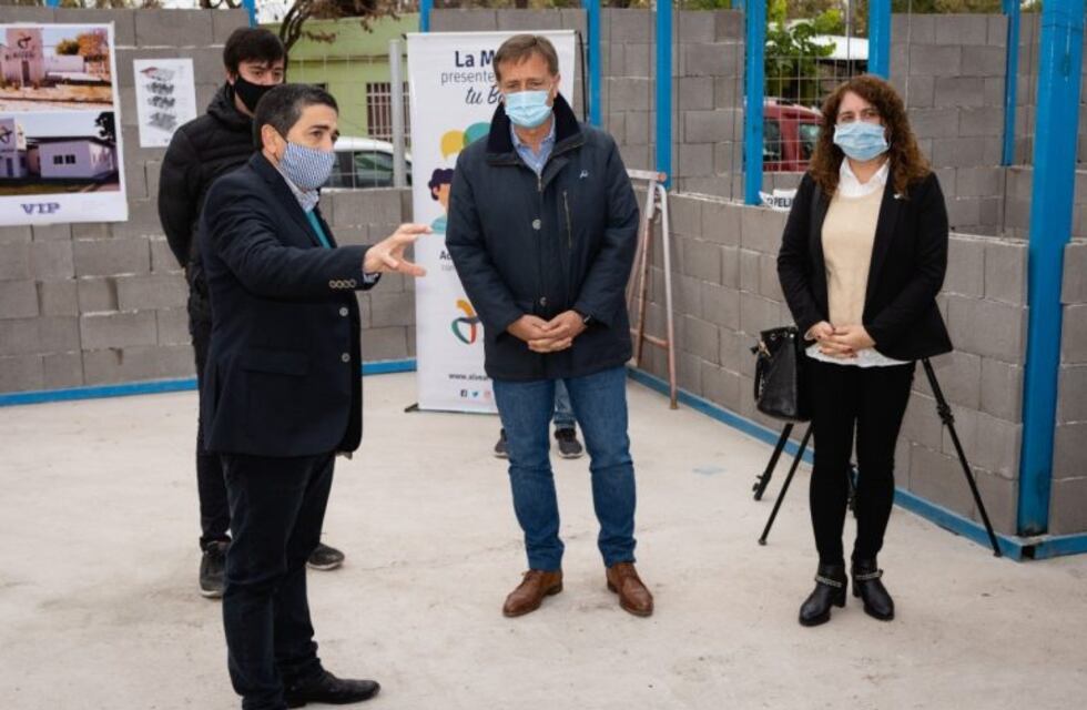 Suárez habilitó las reuniones familiares pero sigue en suspenso la apertura de restaurantes y café