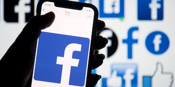 Facebook admitió que revisa todas las conversaciones de sus usuarios para evitar que se violen sus políticas de uso\u002E Foto: Dominic Lipinski/PA Wire/dpa