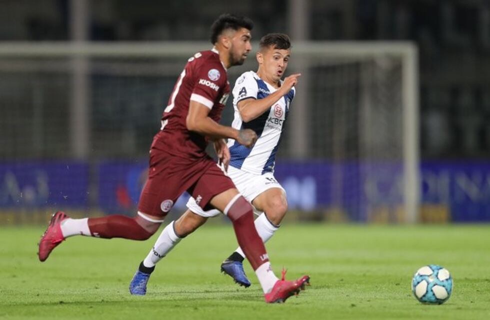 Talleres perdió una batalla futbolística ante un Lanús letal