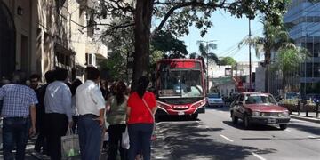 Los colectivos funcionarán normalmente durante el lunes\u002E