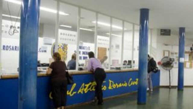 La Academia busca resolver la negociaciu00f3n luego de recibir una notificaciu00f3n en la sede social de calle Mitre.