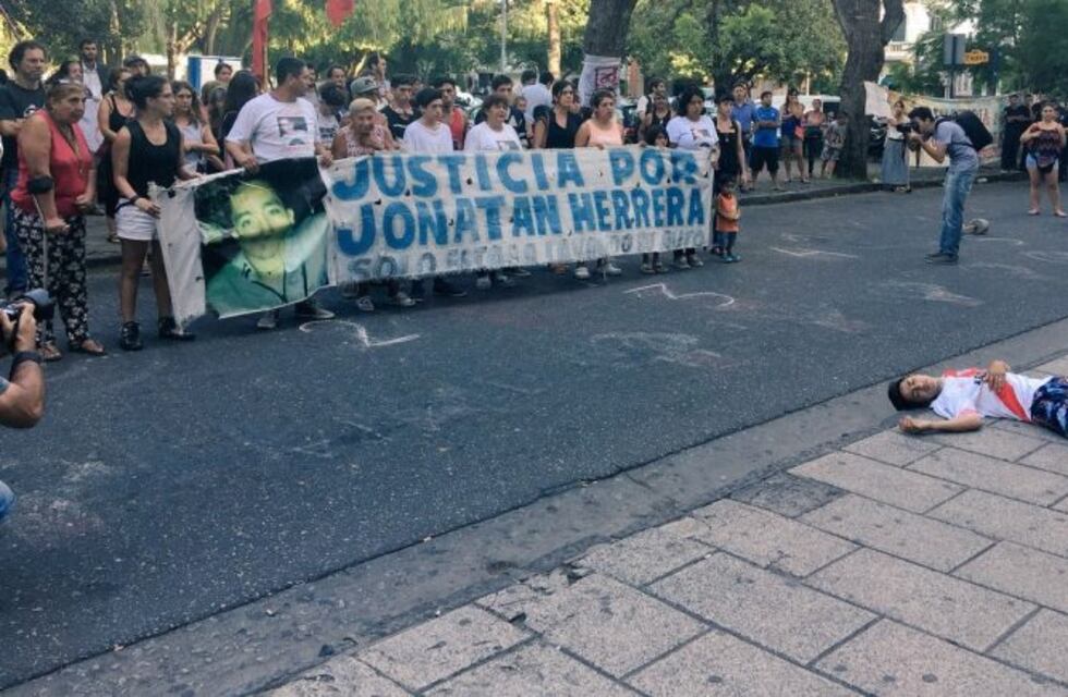 Cinco policías son juzgados desde este miércoles por el asesinato de Jonatan Herrera