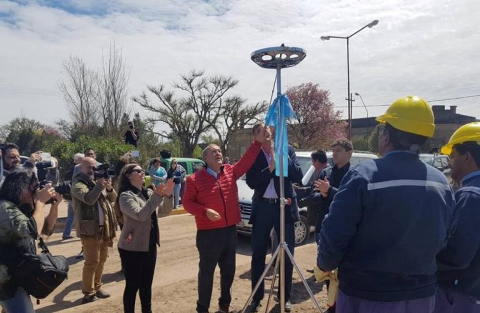 Schiaretti inauguró una planta reductora en La Puerta y en Diego de Rojas