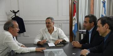 Reunión entre Javkin y Saín en Rosario (Prensa Gobernación)