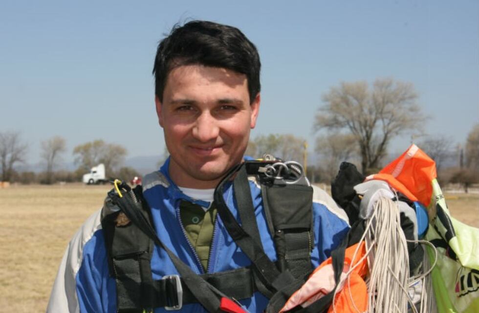 Laburos difíciles: instructor de paracaidismo