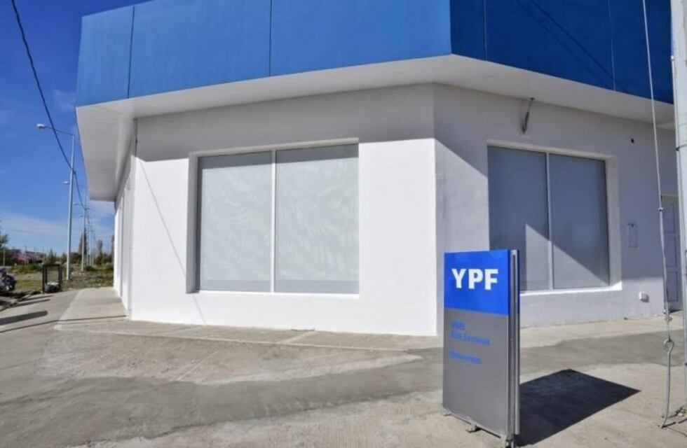 YPF inauguró sus nuevas oficinas en Sarmiento