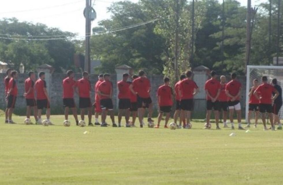 Dio negativa la segunda prueba de dengue a los jugadores de Colón