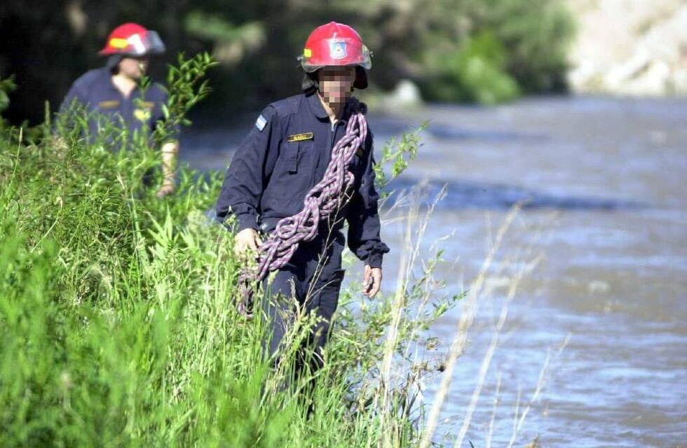 Un indigente se metió al canal Cacique Guaymallén para bañarse y murió ahogado