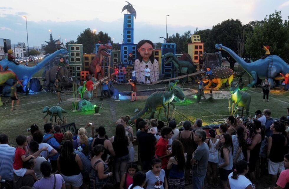 Abrió la inscripción para los tradicionales muñecos de fin de año