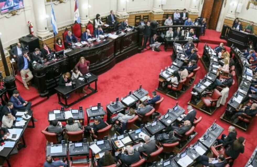 Es ley la quita de beneficios a empleados de Epec