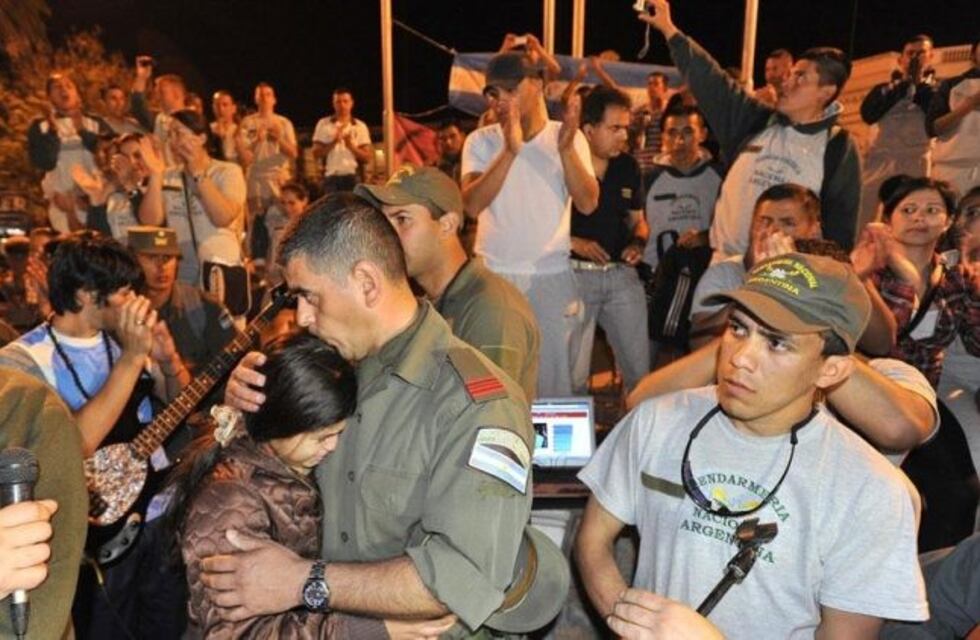 Jesús María: ordernan la reincorporación del ex director de la banda de Gendarmería