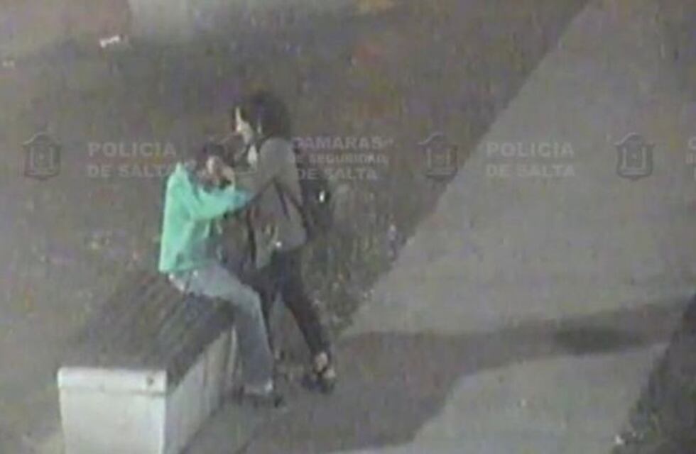 Un joven recibió una paliza por parte de su pareja y se lo llevaron detenido