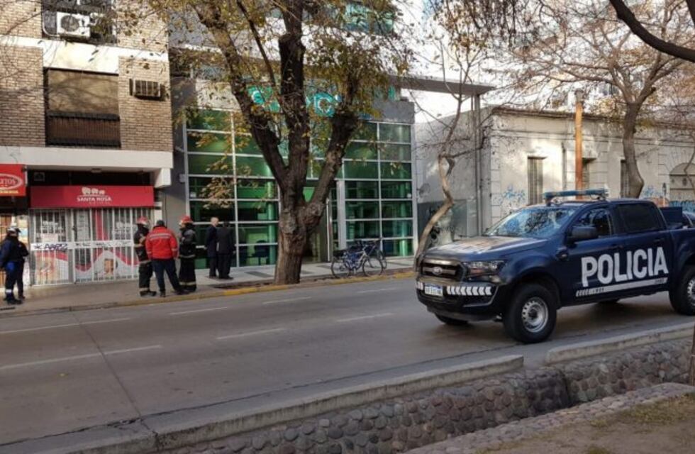 Cortan calle San Lorenzo por amenza de bomba
