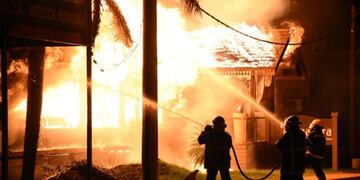Se incendió Ecomadera SRL en Garupá\u002E