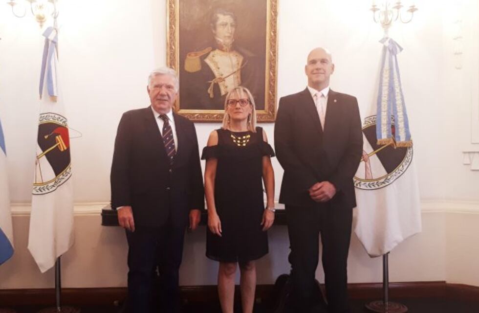 Intercambio de experiencias en emergencias entre Bomberos de Jujuy y Francia