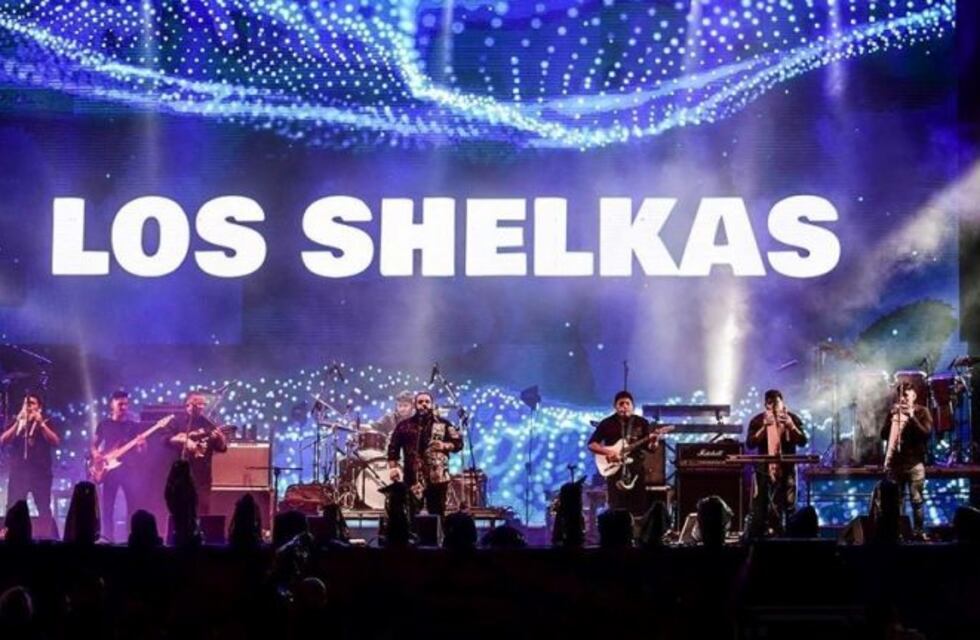 El clima no es problema: comenzó la fiesta en "El Carnaval de Los Tekis"