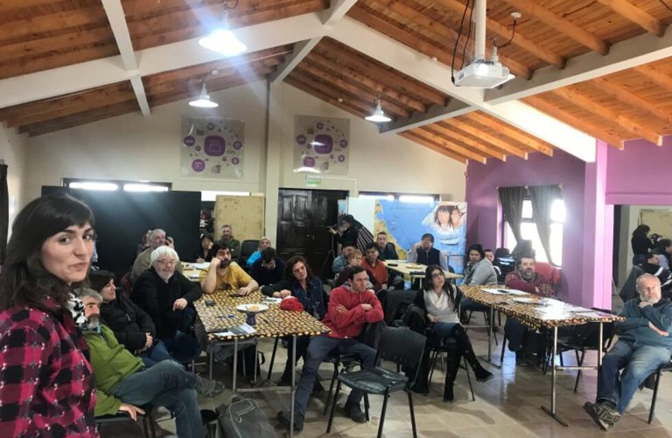 Charla de UNTDF para los emprendedores de Tolhuin