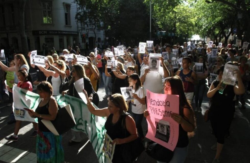 Inseguridad: Mendoza salió a la calle a reclamar por las víctimas