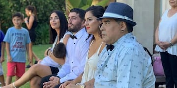 Diego Maradona y su hijo Diego Jr\u002E (Foto: web)