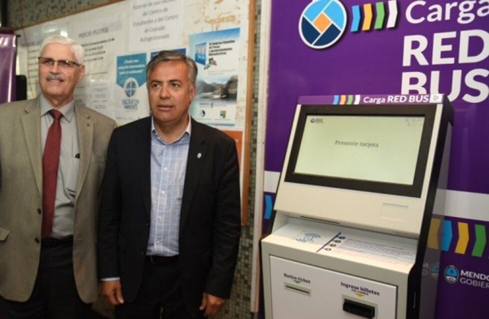 Mendoza: el Gobierno relanzó Mi Recorrido, la app sobre el transporte público