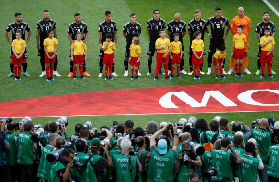 Así se vivió el Himno argentino en el debut de la Selección