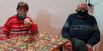 Nilda y Héctor, los abuelos golpeados y hostigados por su propio nieto\u002E (Foto: ElDoce\u002Etv)\u002E