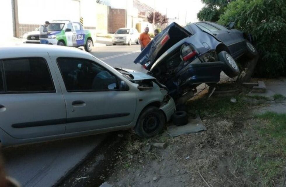 Madrugada navideña en Bahía: alcoholemias positivas, choques y heridos