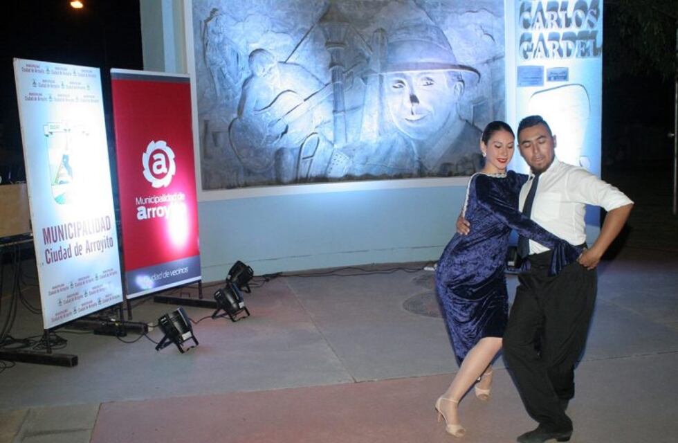 En Arroyito se celebró el día nacional del tango