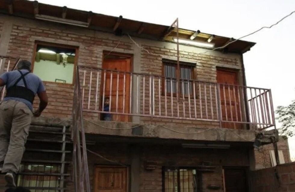 Pasaba la cuarentena con su pareja y aprovecharon para desvalijarle la casa