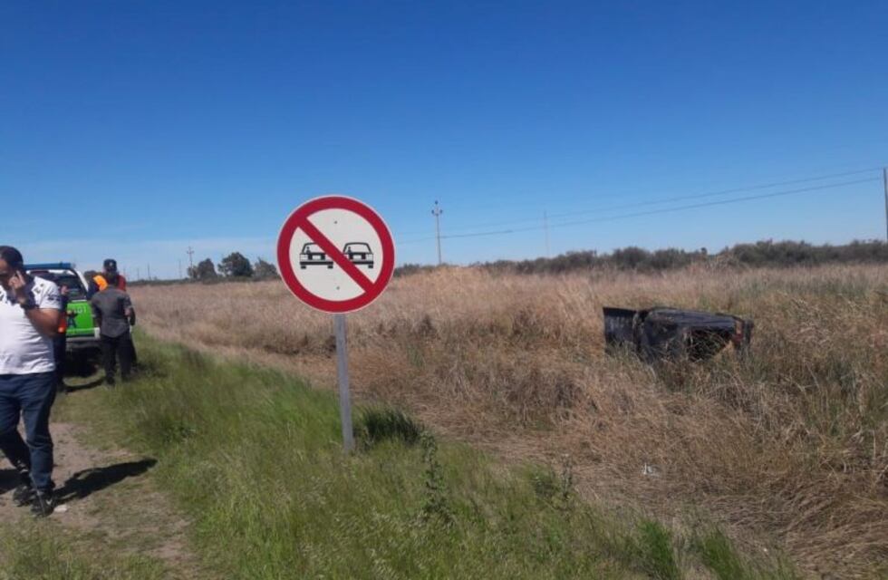 Vuelco sin heridos en la ruta 229
