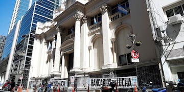 Vista general de la sede del Banco Central de Argentina (Foto: EFE/David Fernández - Archivo)