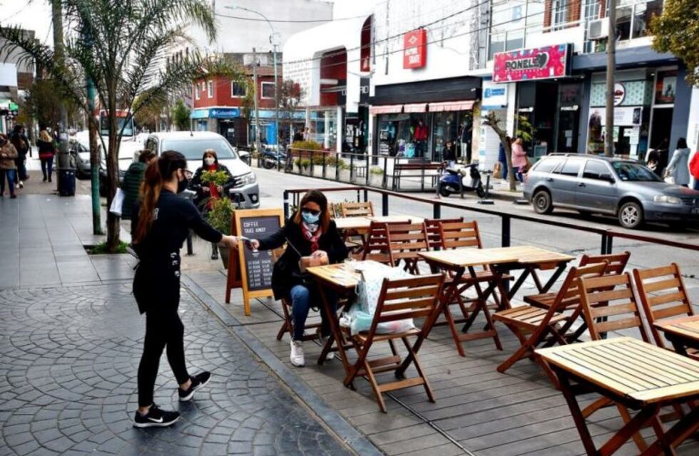 Mar del Plata reglamentó la iniciativa "Comemos Afuera"