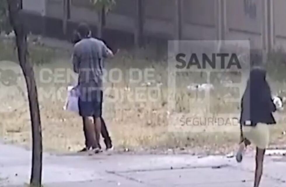 Así asaltaron a un transeúnte a pocas cuadra de la facultad de Medicina