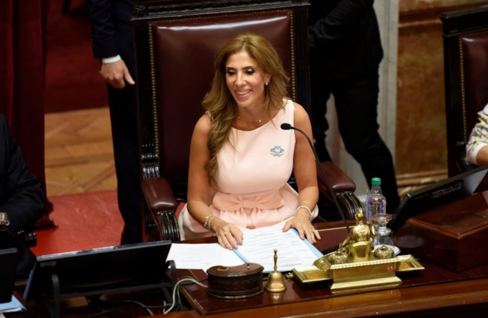 Claudia Ledesma quedó oficialmente al frente del Ejecutivo por un día